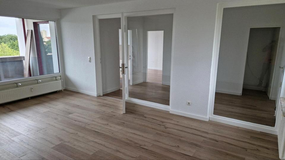 Etagenwohnung Hannover Bothfeld-Vahrenheide - 2 Zimmer, 70 m&sup2;, 1.100&euro; | Angebot:27580798