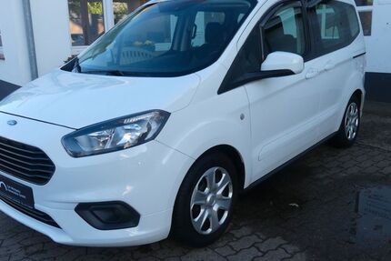 Ford Tourneo Courier 72.000 km 11.690 &euro; Hannover 30657