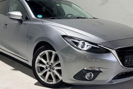 Mazda 3 83.400 km 12.500 &euro; Hannover 30179