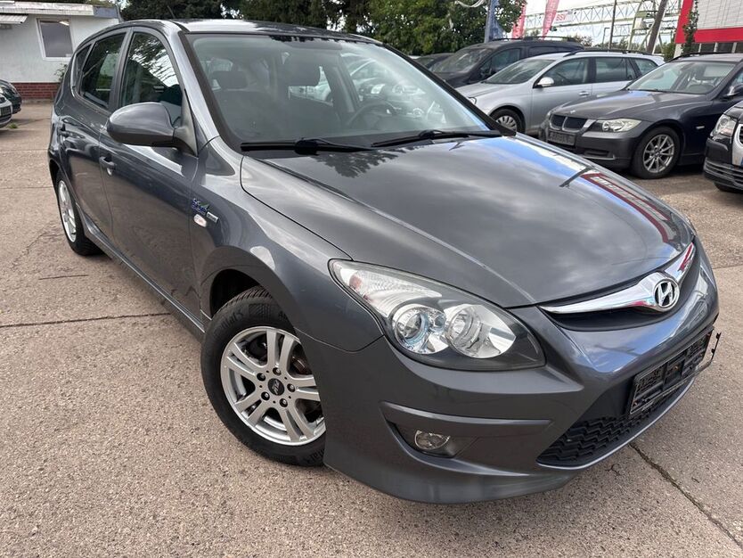Hyundai i30 175.000 km 3.990 € Hannover 30629
