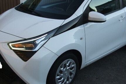 Toyota Aygo (X) 117.857 km 5.650 &euro; Hannover 30159