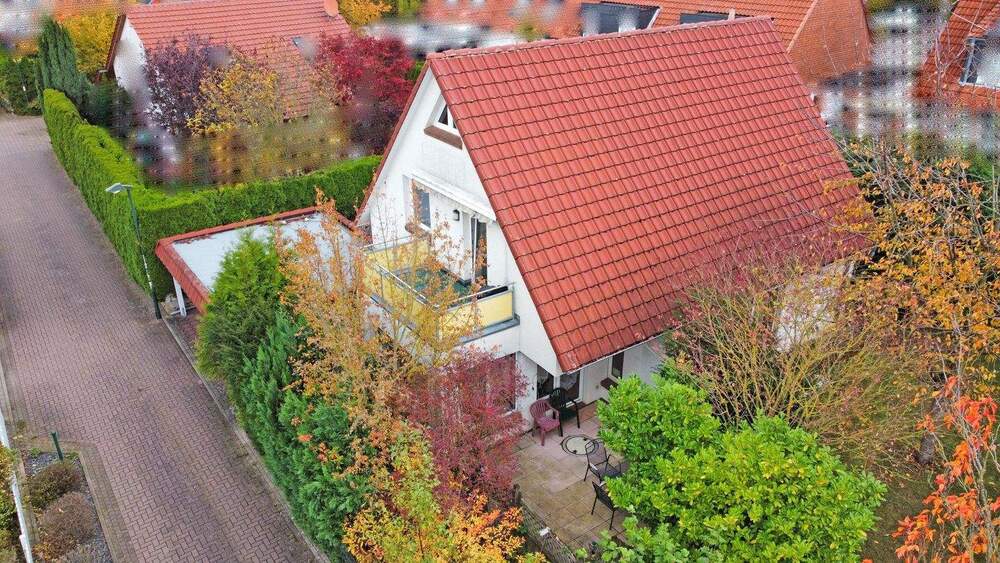 Junges EFH mit Vollkeller, Balkon, Garten & Doppelcarport in attraktiver Wohnlage in Ronnenberg 5 zimmer