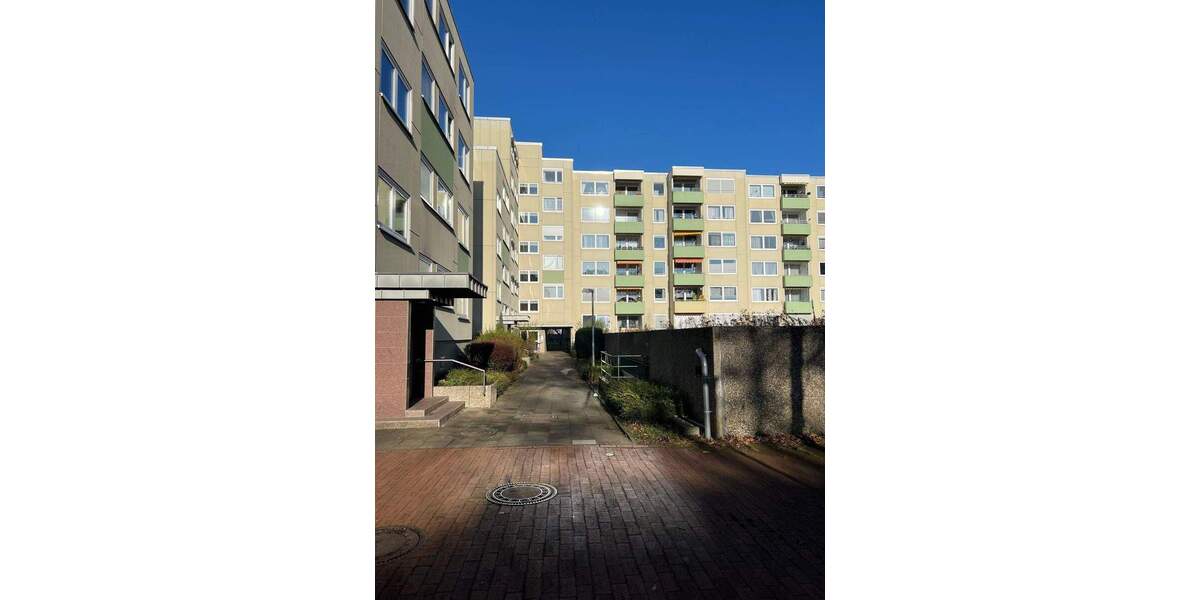 Bezugsfrei - lichtdurchflutete Wohnung mit Balkon 3 zimmer