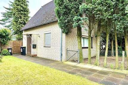 Solides Einfamilienhaus mit viel Potenzial in sehr guter Lage ! 4 zimmer