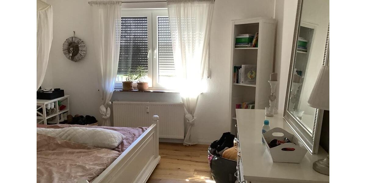 Etagenwohnung Wedemark - 4 Zimmer, 130 m&sup2;, 265.000&euro; | Angebot:27295846