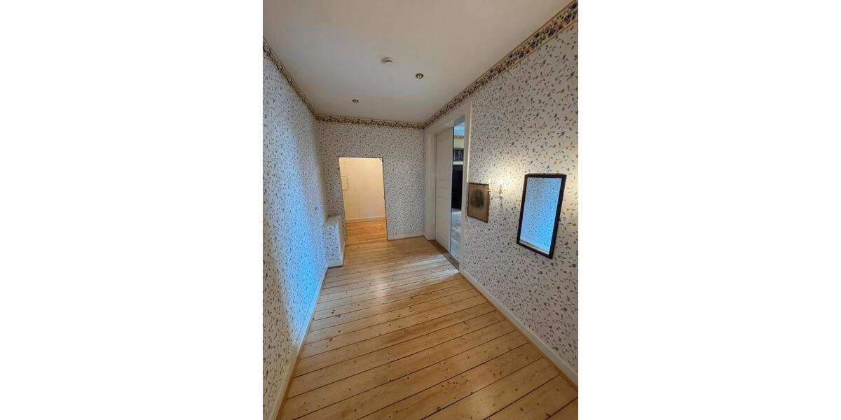 Etagenwohnung Nordstemmen - 4 Zimmer, 178 m&sup2;, 1.700&euro; | Angebot:24600696