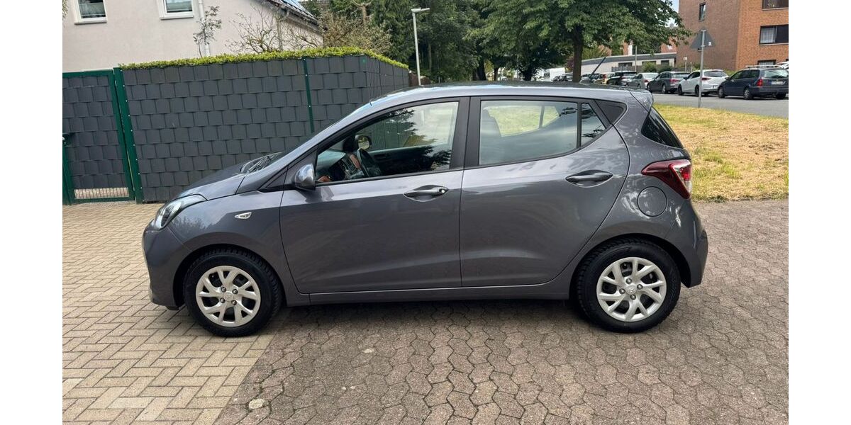 Hyundai i10 108.000 km 5.400 &euro; Hannover 30179