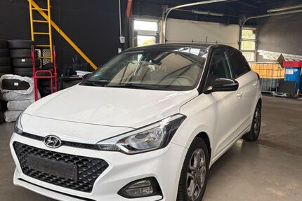 Hyundai i20 105.000 km 7.990 &euro; Langenhagen 30851