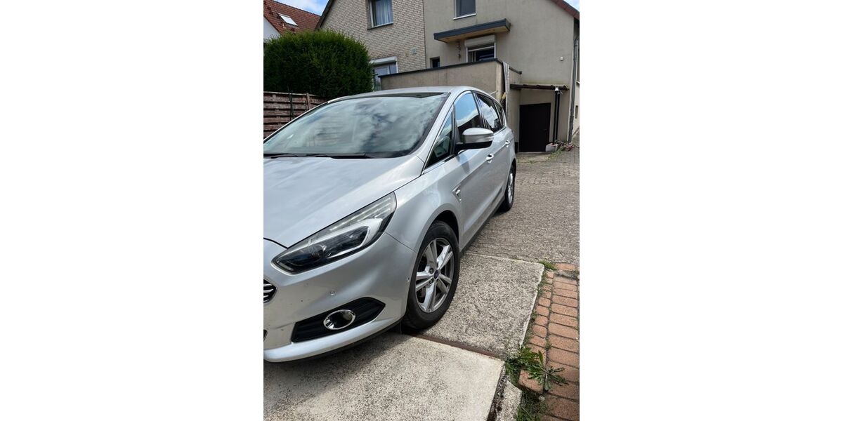 Ford S-Max 136.000 km 15.400 &euro; Garbsen 30823
