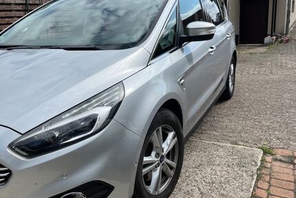Ford S-Max 136.000 km 17.000 &euro; Garbsen 30823