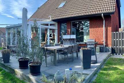 Haus Garbsen Berenbostel - 6 Zimmer, 165 m&sup2;, 699.000&euro; | Angebot:26333476