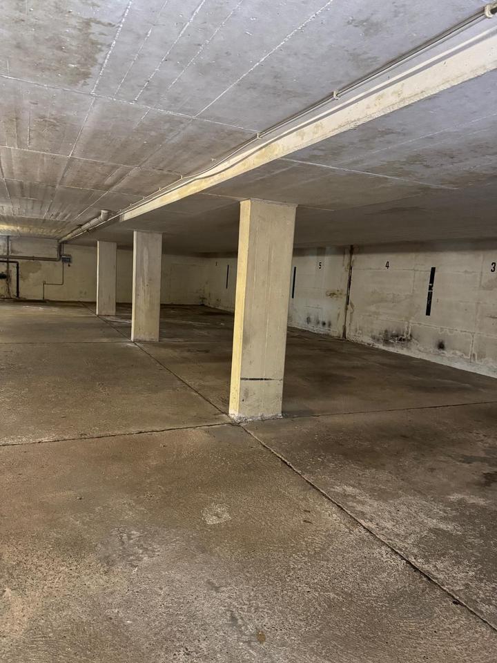Direkt an der MHH! Abgeschlossene Tiefgaragenstellplätze für Privatperson Unternehmen