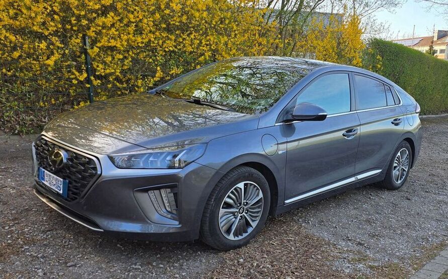 IONIQ