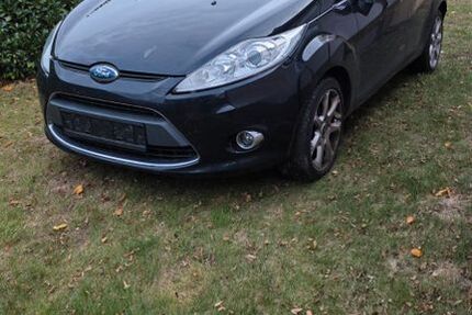 Ford Fiesta 270.000 km 1.999 &euro; Algermissen 31191