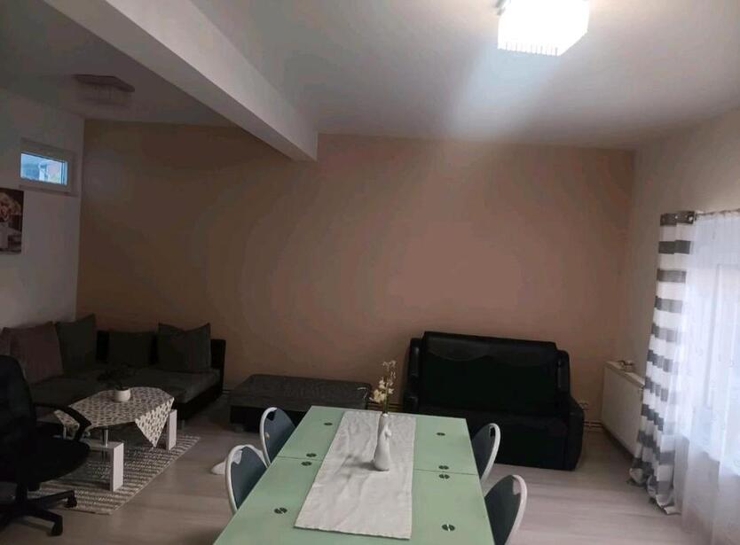 Haus mit wonung 6