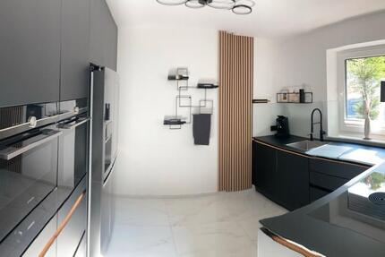 Einfamilienhaus - modernisiert - privat zimmer