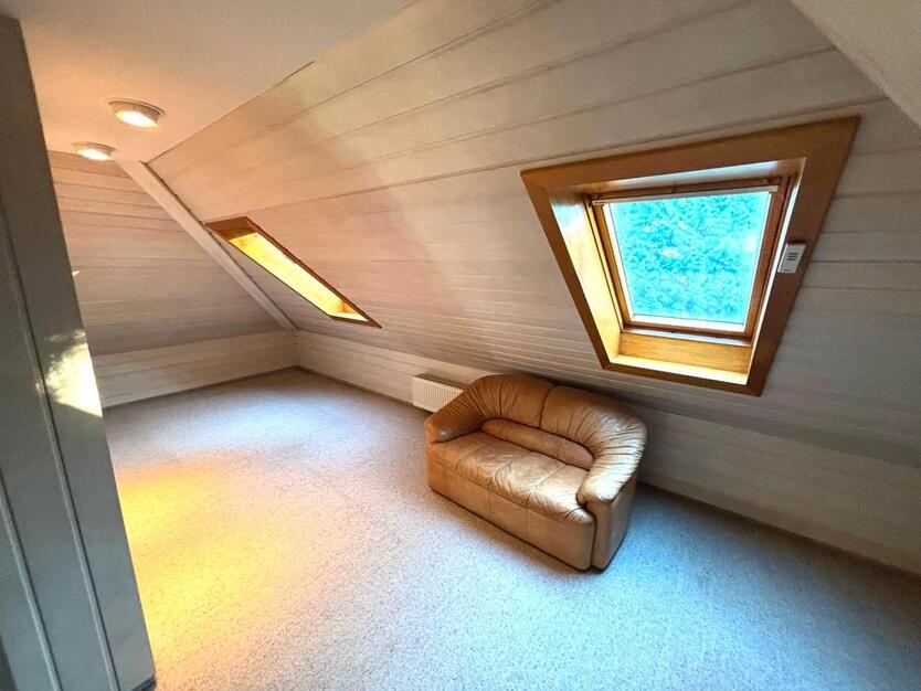 Einfamilienhaus mit moderner Anliegerwohnung in 30851 Langenhagen zimmer