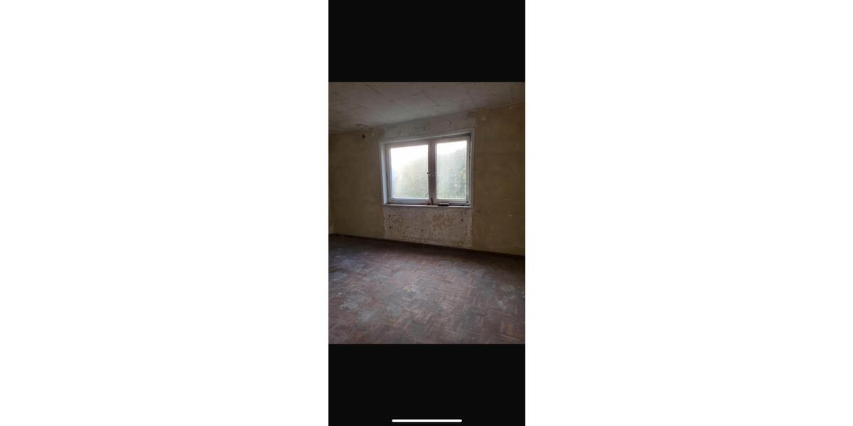 Einfamilienhaus Hannover Linden-Limmer - 25 Zimmer, 350 m&sup2;, 50.000&euro; | Angebot:26300004