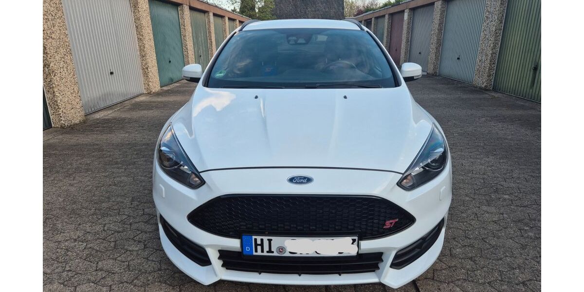 Ford Focus 85.000 km 17.500 &euro; Hildesheim 31139