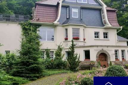 Haus zum Kaufen in Barsinghausen 1.990.000 € 370 m² 11 zimmer