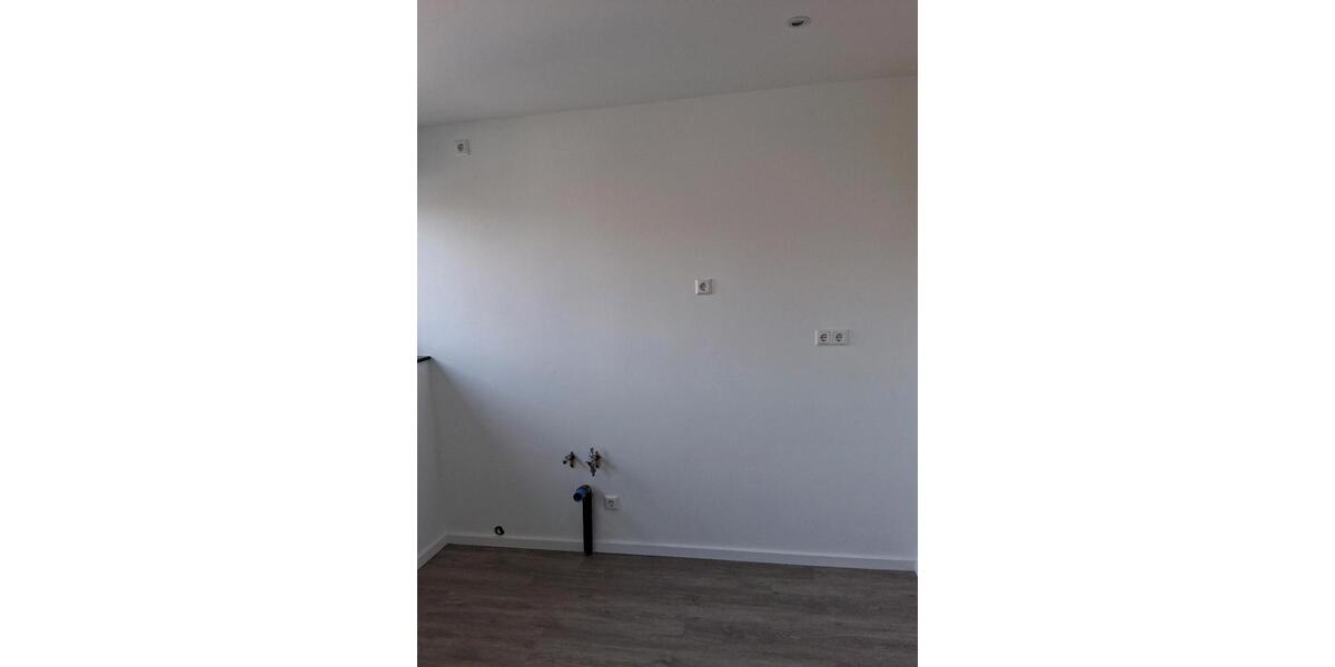 Dachgeschoßwohnung Algermissen - 3 Zimmer, 65 m&sup2;, 600&euro; | Angebot:25405094