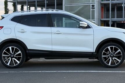 Nissan Qashqai 200.100 km 8.900 &euro; Hannover 30419