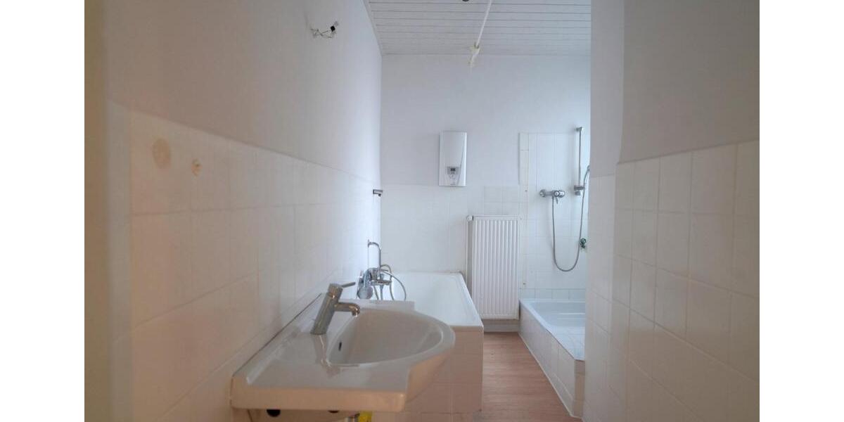 Etagenwohnung Hannover Vahrenwald-List - 4 Zimmer, 132 m&sup2;, 925&euro; | Angebot:26516027