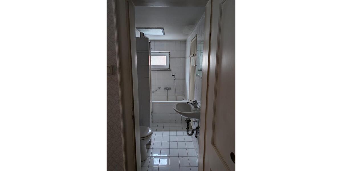 Reihenhaus Hildesheim - 5 Zimmer, 132 m&sup2;, 1.450&euro; | Angebot:25379054