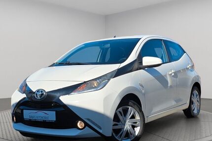 Toyota Aygo (X) 100.000 km 6.990 &euro; Neustadt 31535