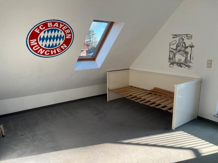 Stilvoll möbliertes Einfamilienhaus in Engelbostel (Langenhagen) zimmer