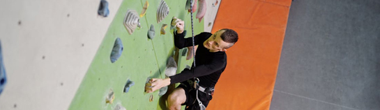 Klettern und Bouldern in der Halle