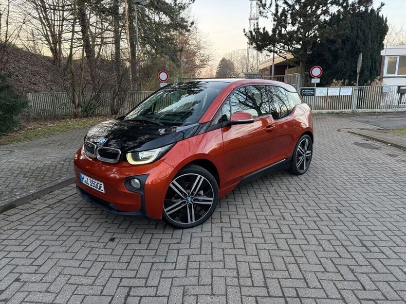 i3