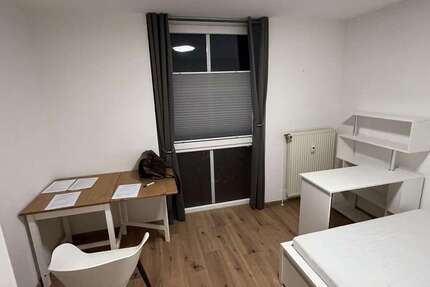 Wohnung Hannover Stöcken - 1 Zimmer, 20 m&sup2;, 600&euro; | Angebot:27031577