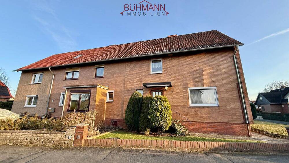 Doppelhaushälfte Hagenburg - 4 Zimmer, 122 m&sup2;, 199.000&euro; | Angebot:26139207
