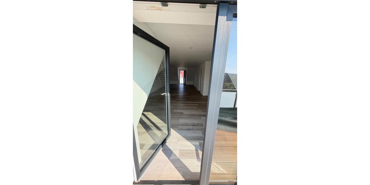 Dachgeschoßwohnung Hagenburg - 2 Zimmer, 73 m&sup2;, 895&euro; | Angebot:26233693