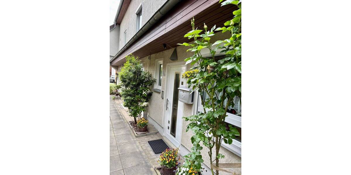 Reihenmittelhaus Hannover Wettbergen - 6 Zimmer, 114 m&sup2;, 396.000&euro; | Angebot:26875273