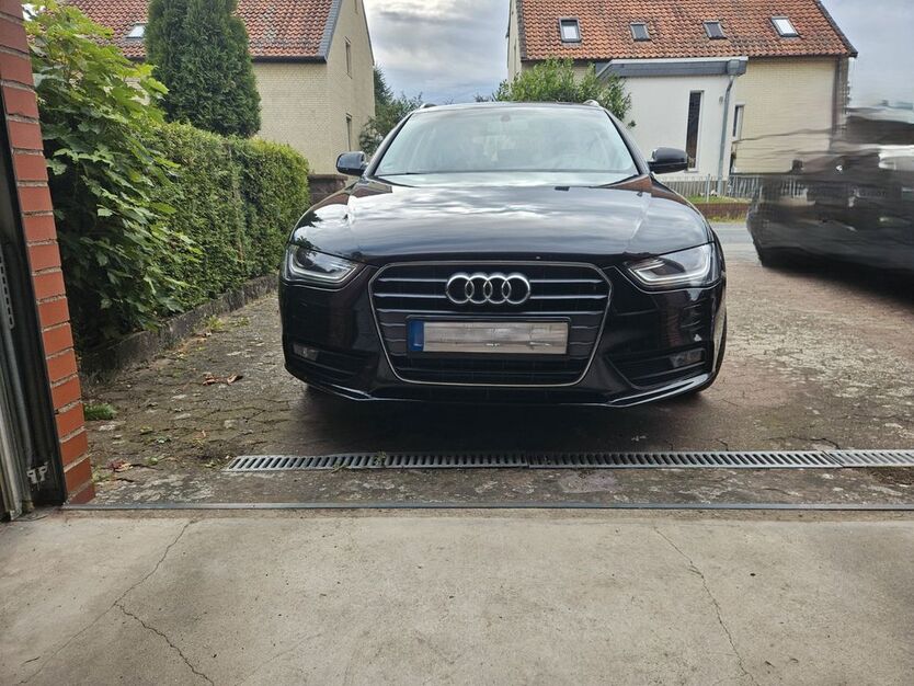 Audi A4 220.000 km 8.499 € Ilsede 31241