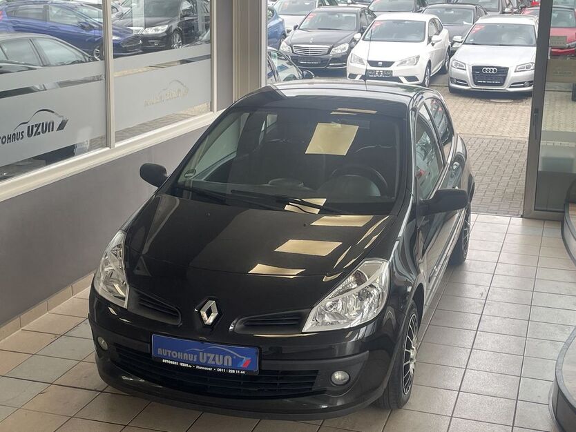 Renault Clio 195.261 km 1.490 € Hannover 30419