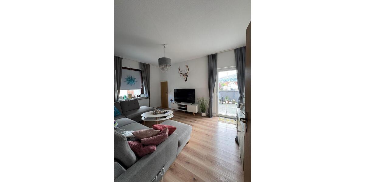 Etagenwohnung Springe - 3 Zimmer, 77 m&sup2;, 780&euro; | Angebot:26372980
