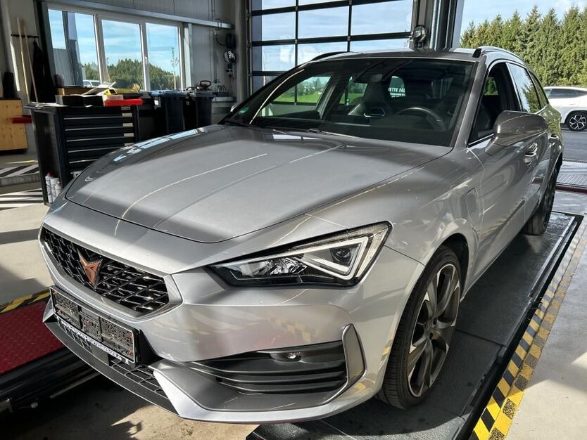 Cupra Leon 85.000 km 20.990 € Peine 31226