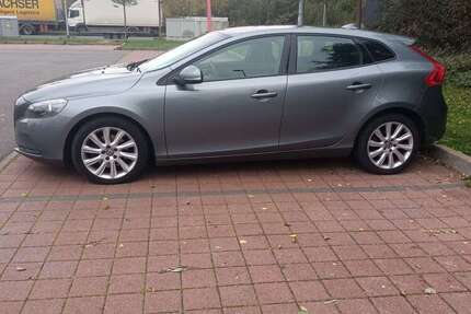 Volvo V40 190.000 km 7.000 &euro; Berenbostel (Garbsen) 30827