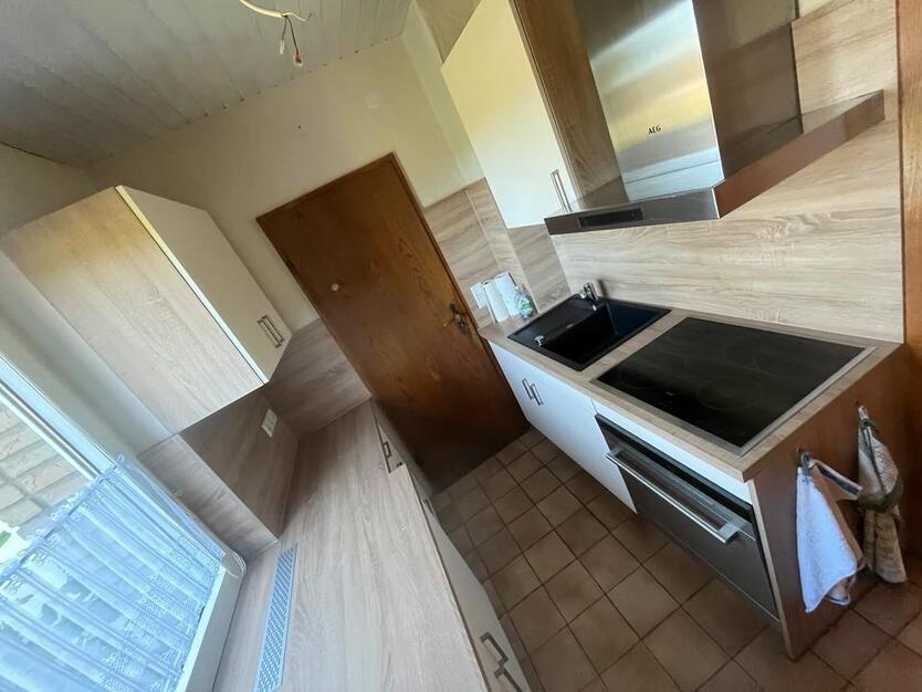 Schöne 3-Zimmer Wohnung zu vermieten in einem Zweifamilienhaus