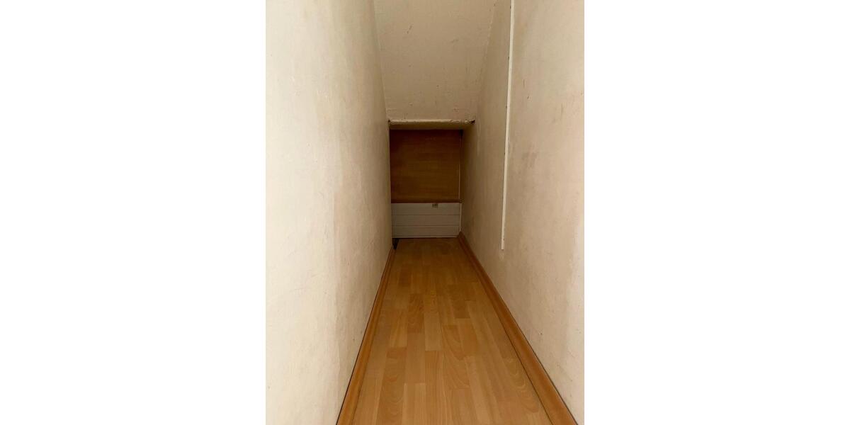 Reihenhaus Sehnde - 3 Zimmer, 95 m&sup2;, 890&euro; | Angebot:23795237