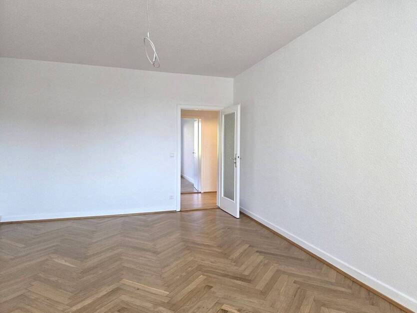 Sanierte schicke 2-Zimmer-Wohnung mit Balkon in Hannover-Vahrenwald!
