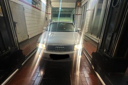Audi A4 250.000 km 2.500 &euro; Hildesheim 31135