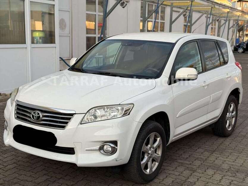 RAV 4