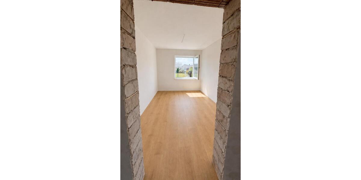 Etagenwohnung Lehrte - 4 Zimmer, 110 m&sup2;, 1.300&euro; | Angebot:26167845
