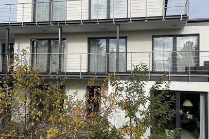 Haus zum Kaufen in Peine Kernstadt 980.000 € 291.75 m² 8 zimmer