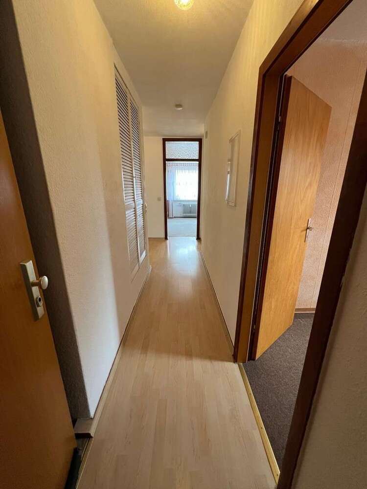 Wohnung zum Mieten in Uetze 680 € 90 m²