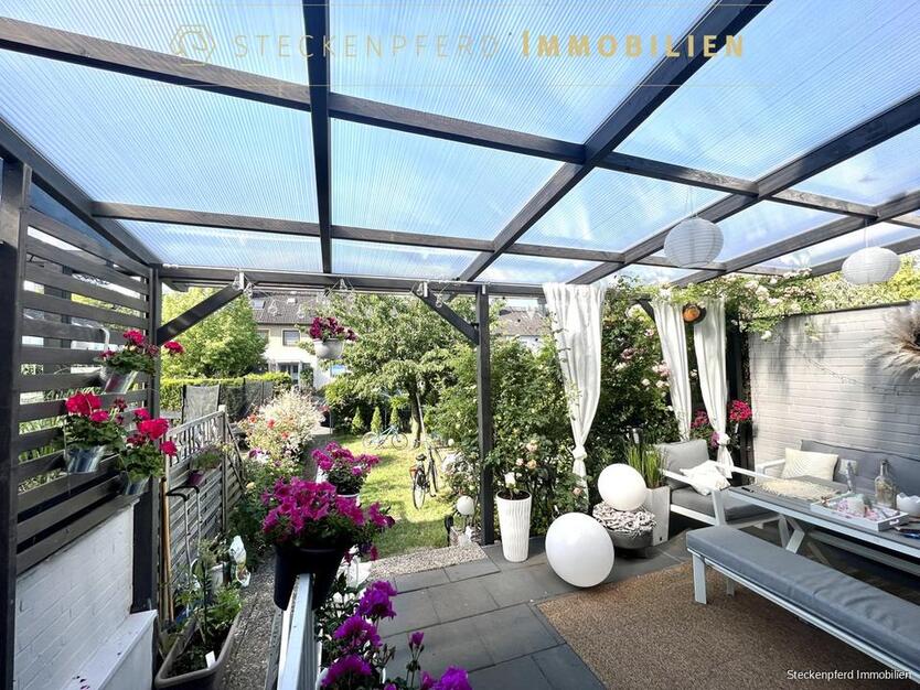 Schöner Wohnen im eigenen Haus mit Garten und Stellplatz!